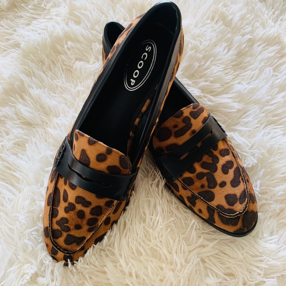 New Leopard Women Slip On size 7.5